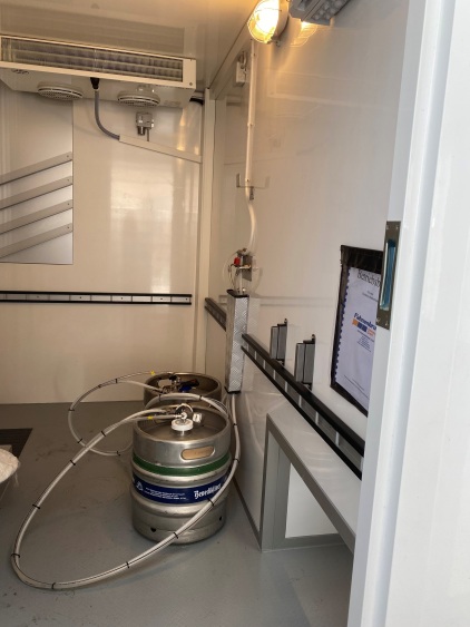 Benediktiner-Bierwagen Bild 5