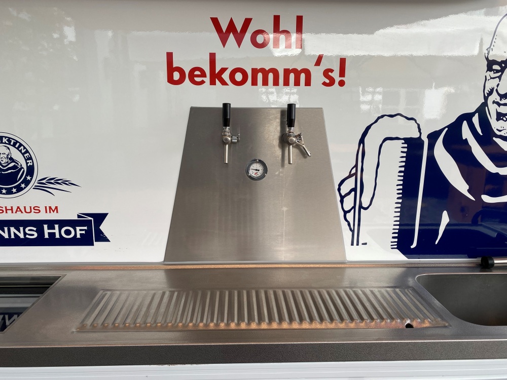 Benediktiner-Bierwagen Bild 8